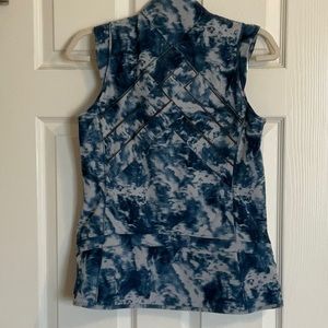 Lululemon Light Speed Vest size 6. Color: Sea Side Silver Fox Alberta Lake.